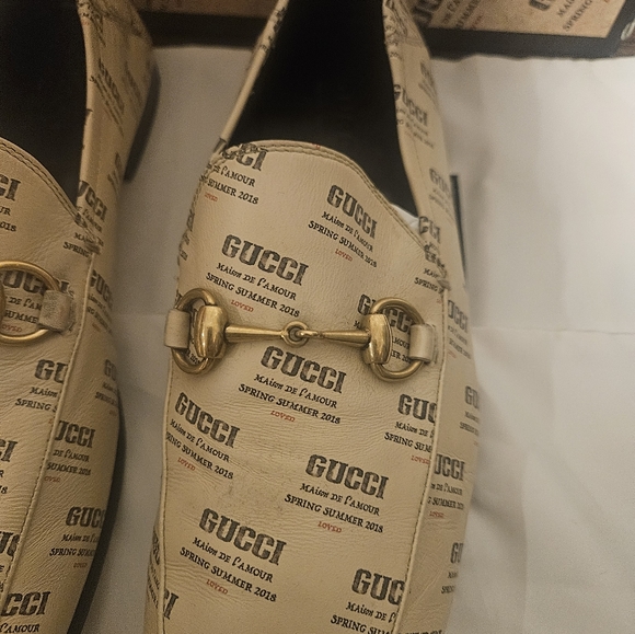 GUCCI Stamp Leather Horsebit LOAFERS Beige Gucci Size 10 - Picture 4 of 9